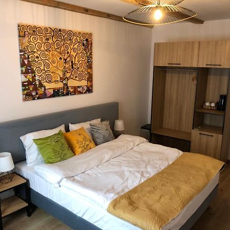 Apartamenty Wakacyjna Wioska Ngô 20m od Suntago Mszczonów Exterior foto