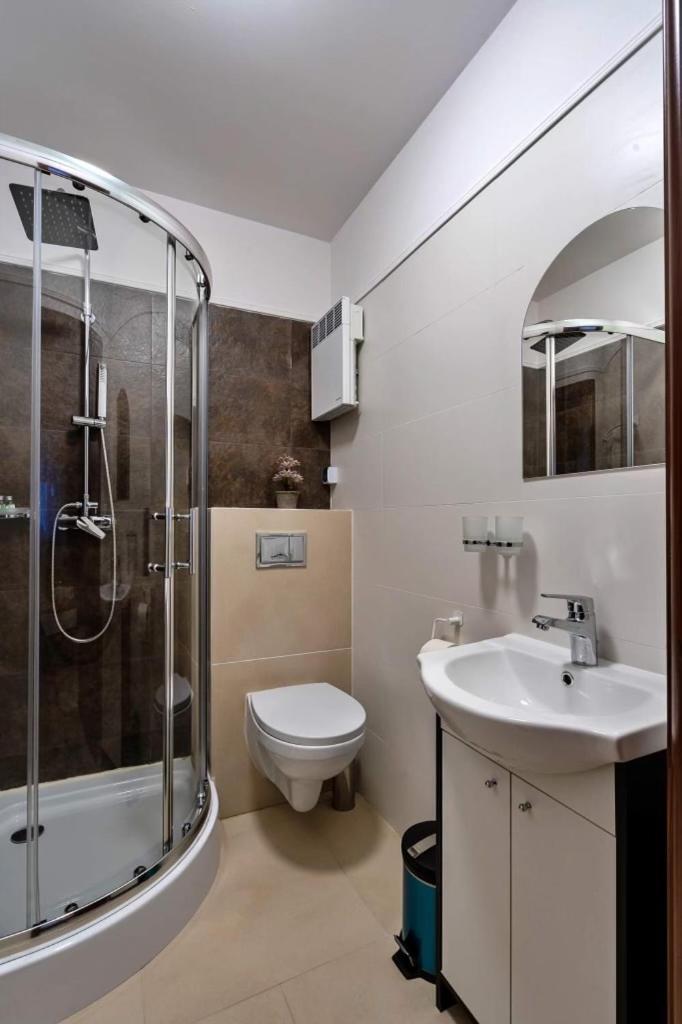 Apartamenty Wakacyjna Wioska Ngô 20m od Suntago Mszczonów Exterior foto