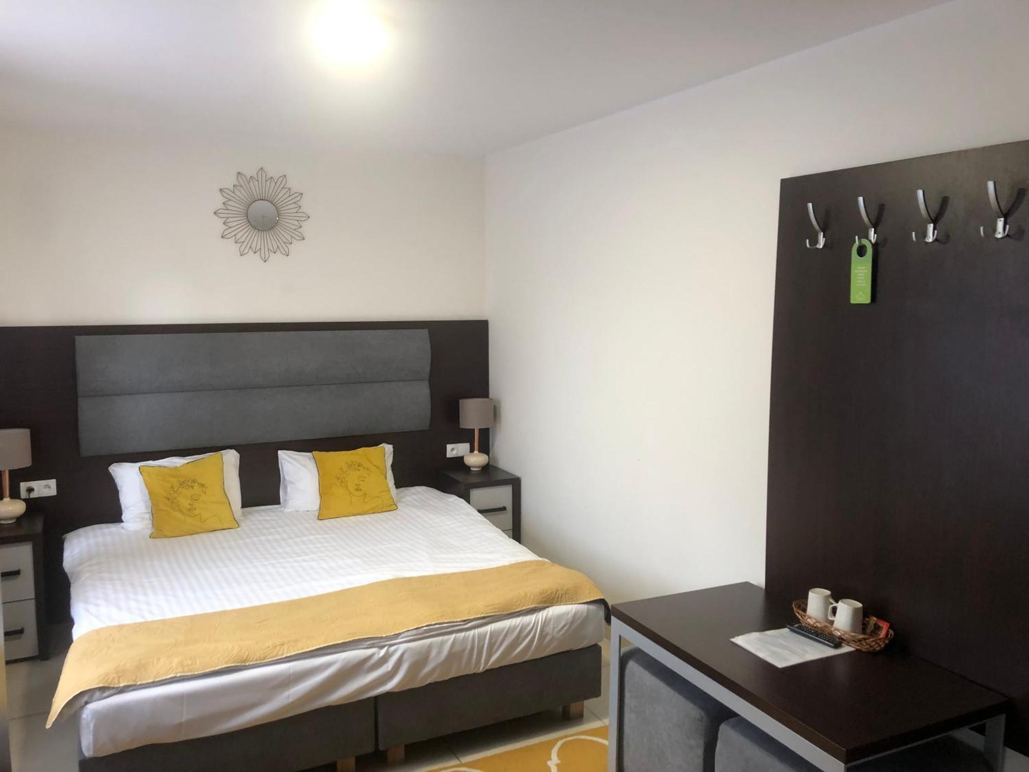 Apartamenty Wakacyjna Wioska Ngô 20m od Suntago Mszczonów Exterior foto